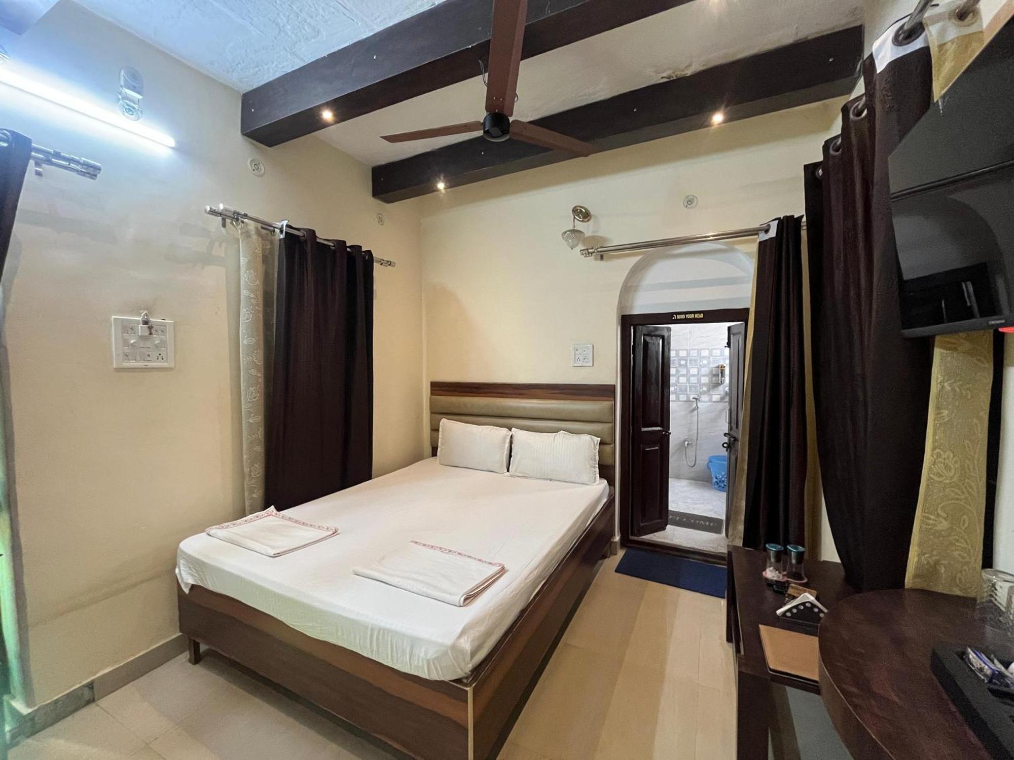Foreigners Bed & Breakfast